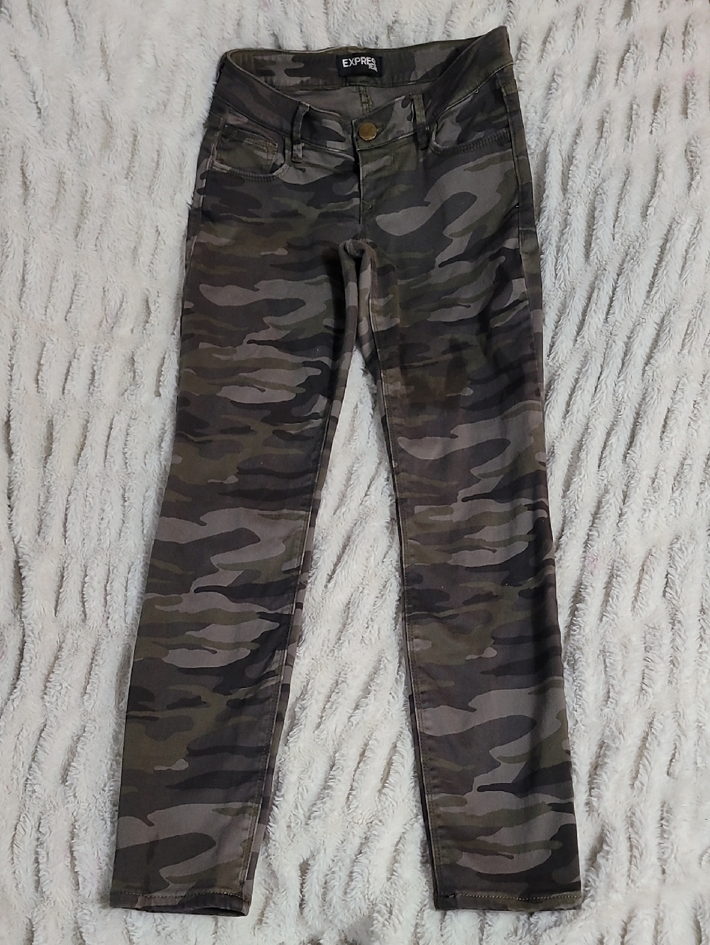 Express Camo Skinny Jeans in Olive & Gray